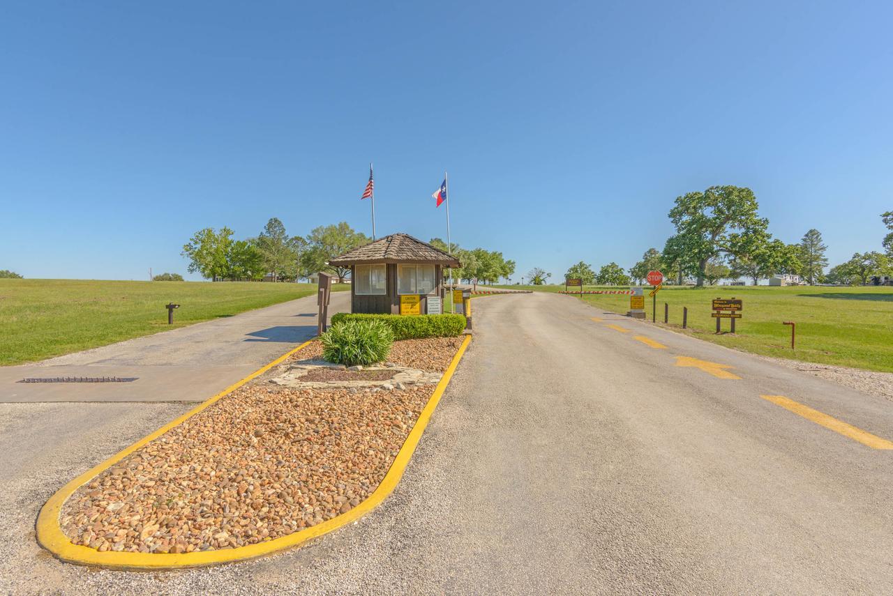 Colorado River Rv Campground Колумбус Экстерьер фото